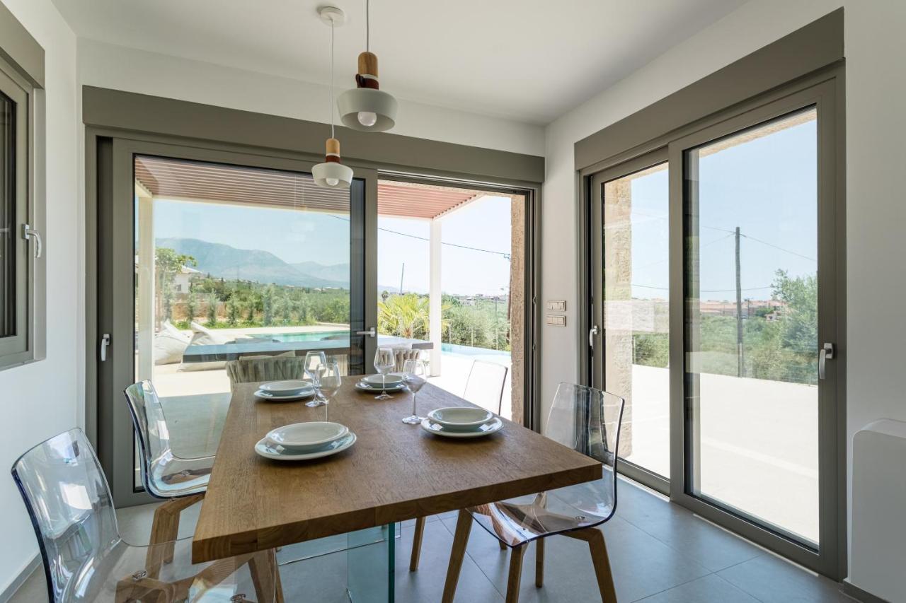 Manitennisvillas Sztúpa Kültér fotó